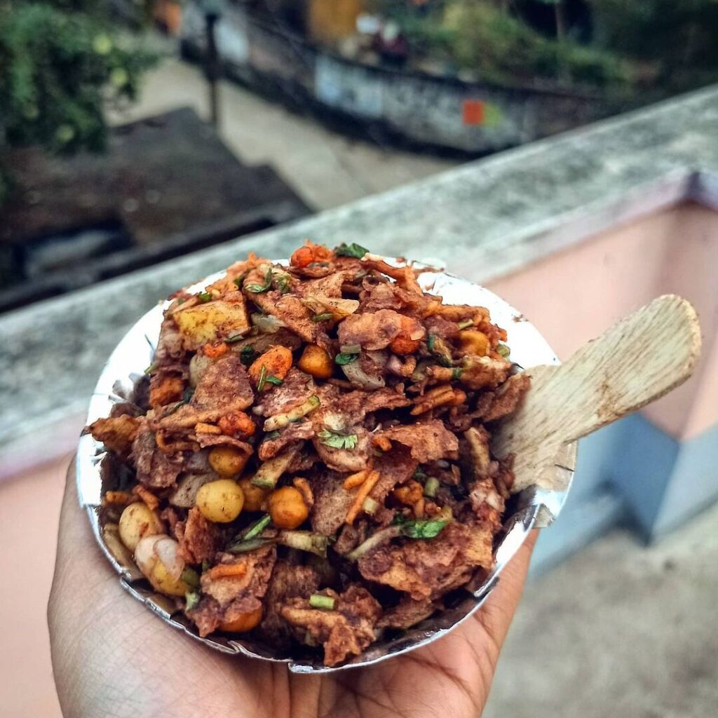 20 Famous Street Foods in Kolkata you must try: - Geek of Adventure