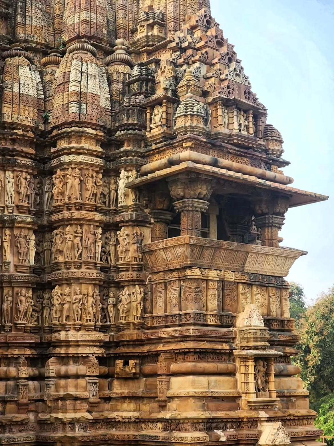 Khajuraho Travel Guide