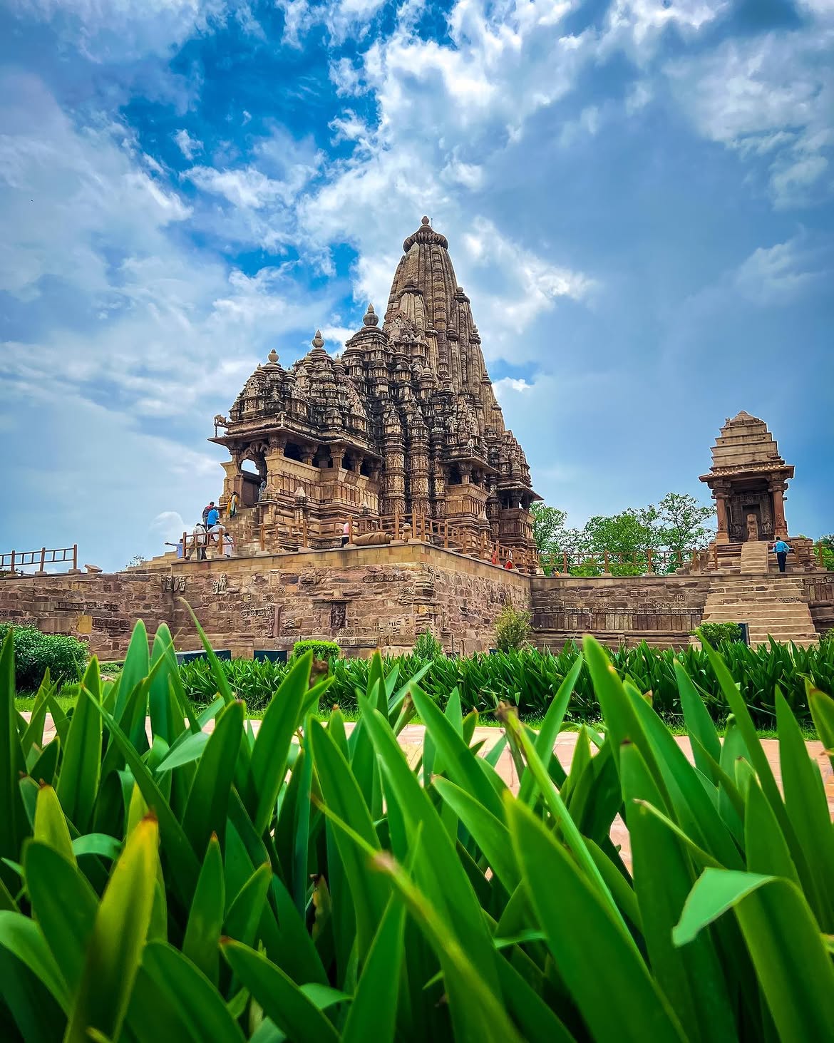 Khajuraho Travel Guide